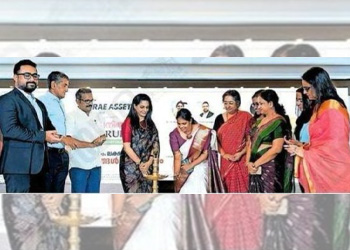 മുന്നേറാൻ സ്ത്രീകൾ; കരുതലോടെ നിക്ഷേപിക്കാൻ 'വനിത - സമൃദ്ധി'